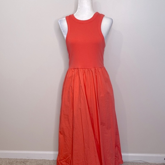 Old Navy peach/coral racerback ribbed maxi Sundress - Picture 1 of 12